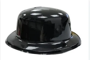 כובע שחור פלסטיק