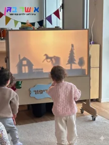 לוח צל - צל של סיפור
