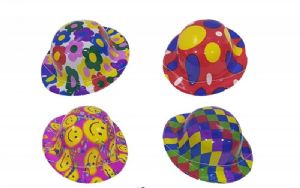 כובע פלסטיק לילדים