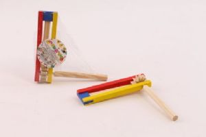 רעשן עץ צבעוני