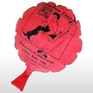 כרית פלוצים איכותית לבדיחות ומעשי קונדס מצחיקים.